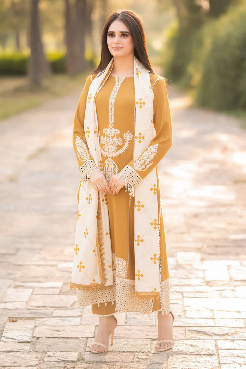 LIBASS-3PC DHANAK EMBROIDERED SUIT GUL26